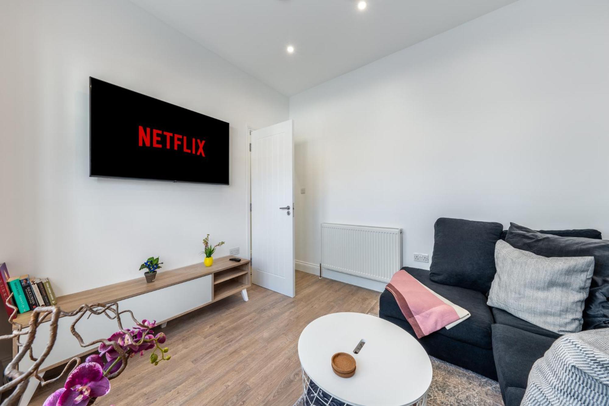Appartamento Entire 3 Bedroom House In - Canning Town, Airport, Excel